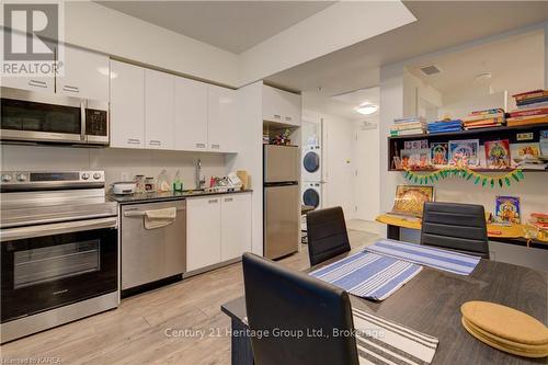 336 - 652 Princess Street, Kingston (Central City East), ON - Indoor Photo Showing Kitchen