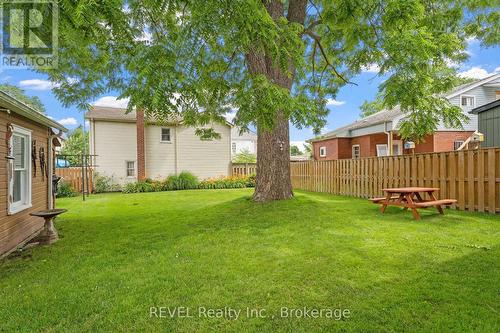 4743 Epworth Circle, Niagara Falls (210 - Downtown), ON - Outdoor