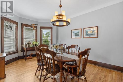 4743 Epworth Circle, Niagara Falls (210 - Downtown), ON - Indoor Photo Showing Dining Room