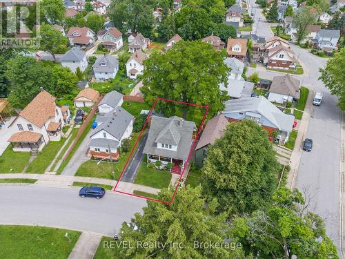 4743 Epworth Circle, Niagara Falls (210 - Downtown), ON - Outdoor With View