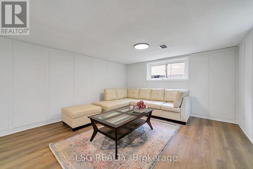 Bsmt - 83 Searle Avenue, Toronto, ON - Indoor Photo Showing Living Room