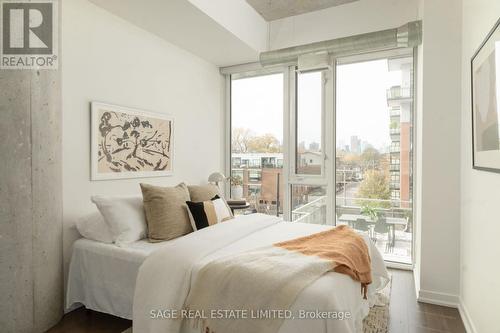 413 - 201 Carlaw Avenue, Toronto, ON - Indoor Photo Showing Bedroom