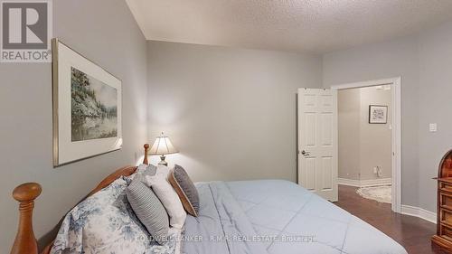 17 Legendary Trail, Whitchurch-Stouffville, ON - Indoor Photo Showing Bedroom