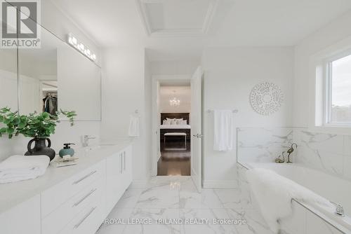 2287 Springridge Drive, London, ON - Indoor Photo Showing Bathroom