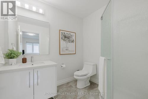 2287 Springridge Drive, London, ON - Indoor Photo Showing Bathroom