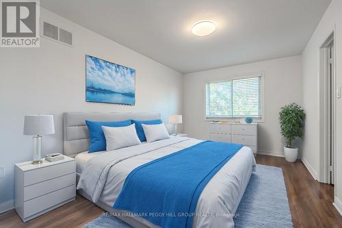 15 Herrell Avenue, Barrie, ON - Indoor Photo Showing Bedroom