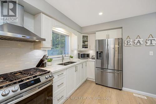 349 Delrex Boulevard, Halton Hills, ON - Indoor Photo Showing Kitchen With Stainless Steel Kitchen With Double Sink