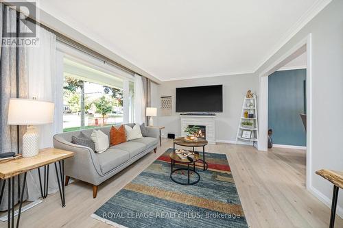 349 Delrex Boulevard, Halton Hills, ON - Indoor Photo Showing Living Room With Fireplace