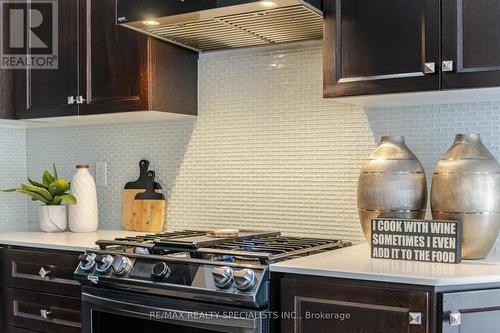 35 Merrybrook Trail, Brampton, ON - Indoor Photo Showing Kitchen