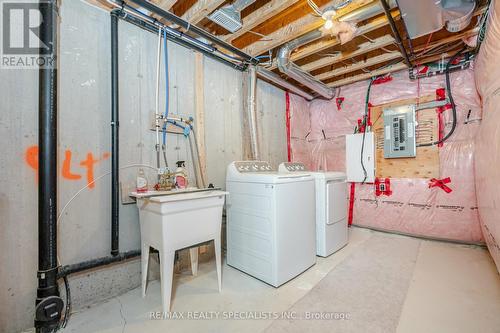 35 Merrybrook Trail, Brampton, ON - Indoor Photo Showing Laundry Room