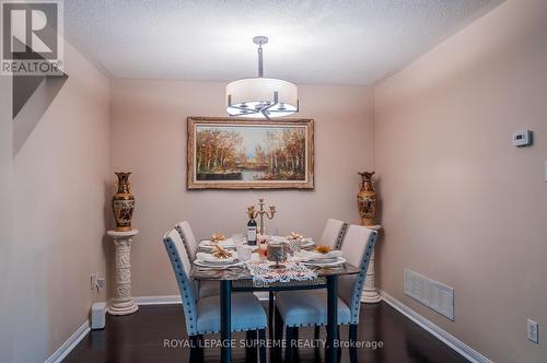 3857 Milkwood Crescent, Mississauga, ON - Indoor Photo Showing Dining Room