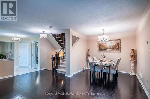 3857 Milkwood Crescent, Mississauga, ON - Indoor Photo Showing Dining Room