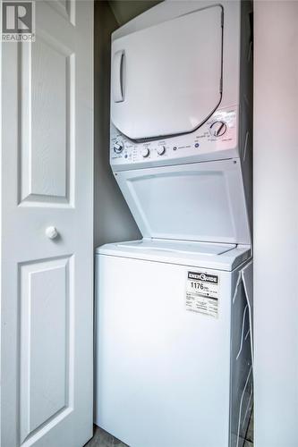 91 Hamilton Avenue, St John'S, NL - Indoor Photo Showing Laundry Room