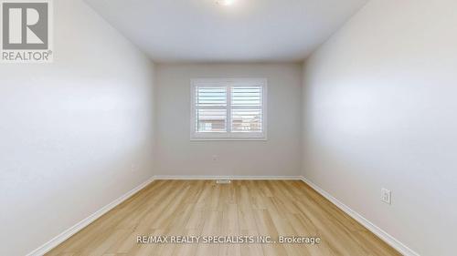 121 Longboat Run Road W, Brantford, ON - Indoor Photo Showing Other Room