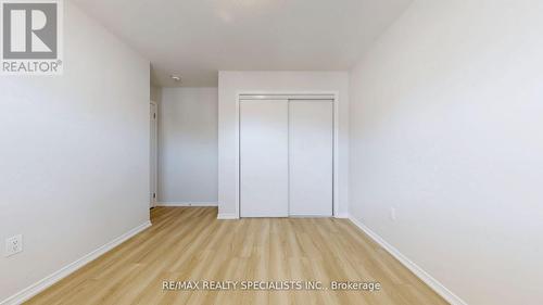 121 Longboat Run Road W, Brantford, ON - Indoor Photo Showing Other Room