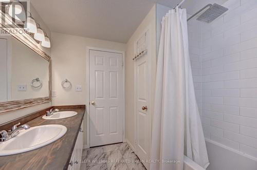 79 Activa Avenue, Kitchener, ON - Indoor Photo Showing Bathroom