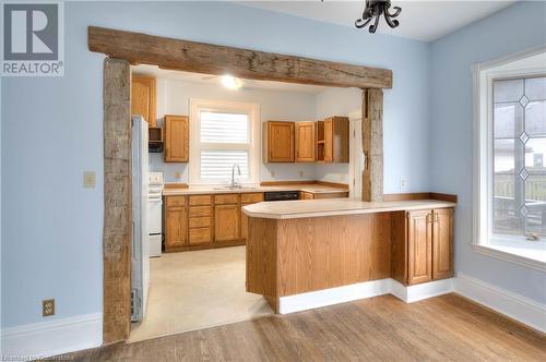 27 Hiawatha Street, St. Thomas, ON - Indoor Photo Showing Kitchen