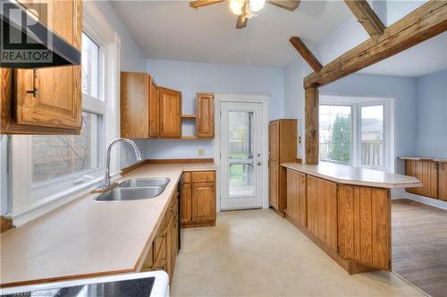 27 Hiawatha Street, St. Thomas, ON - Indoor Photo Showing Kitchen With Double Sink