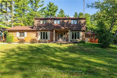 2062 Richmond Road, Beckwith, ON - Outdoor