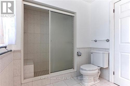 2062 Richmond Road, Beckwith, ON - Indoor Photo Showing Bathroom