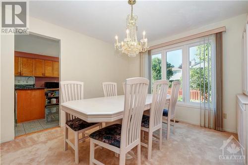 5989 Meadowglen Drive, Ottawa, ON - Indoor Photo Showing Dining Room