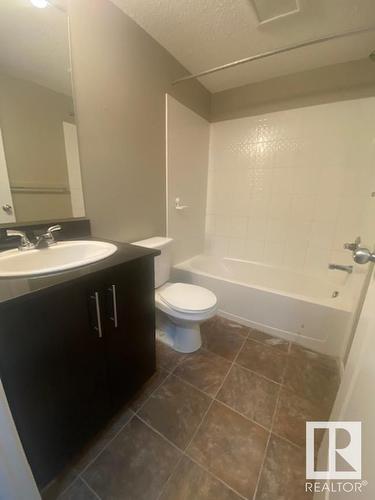 #324 3315 James Mowatt Tr Sw, Edmonton, AB - Indoor Photo Showing Bathroom