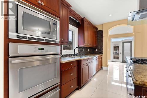 4622 Malcolm Drive, Regina, SK - Indoor Photo Showing Kitchen