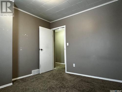 339 2Nd Avenue E, Melville, SK - Indoor Photo Showing Other Room