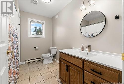 21 Maplehurst, Salisbury, NB - Indoor Photo Showing Bathroom