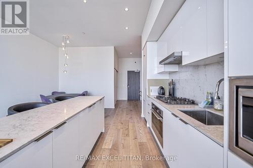 Uph02 - 20 Lombard Street, Toronto, ON - Indoor Photo Showing Kitchen With Upgraded Kitchen