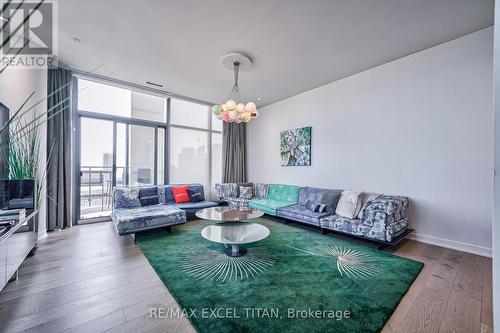 Uph02 - 20 Lombard Street, Toronto, ON - Indoor Photo Showing Living Room