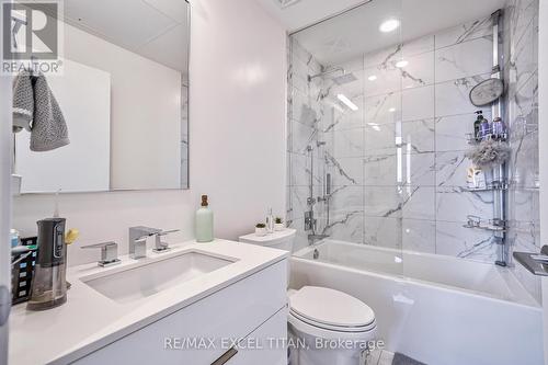 Uph02 - 20 Lombard Street, Toronto, ON - Indoor Photo Showing Bathroom