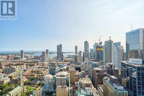 Uph02 - 20 Lombard Street, Toronto, ON - Outdoor With View