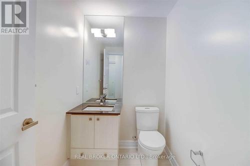 1110 - 9075 Jane Street, Vaughan, ON - Indoor Photo Showing Bathroom