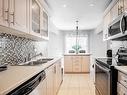 2103 Theoden Crt, Pickering, ON  - Indoor Photo Showing Kitchen With Double Sink With Upgraded Kitchen 