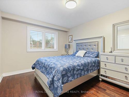 31 Liscombe Rd, Toronto, ON - Indoor Photo Showing Bedroom