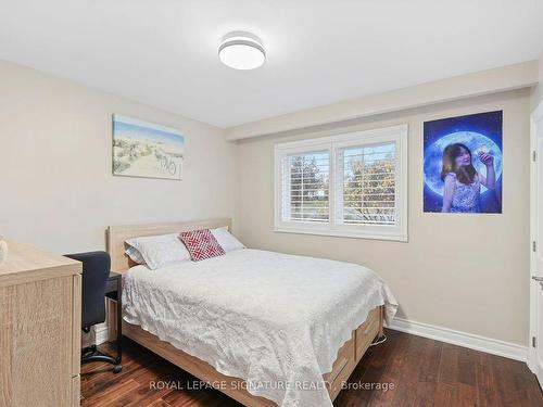 31 Liscombe Rd, Toronto, ON - Indoor Photo Showing Bedroom