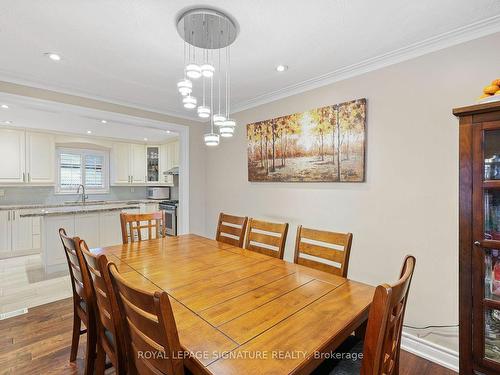 31 Liscombe Rd, Toronto, ON - Indoor Photo Showing Dining Room