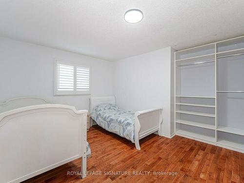 36 Smye Crt, Brampton, ON - Indoor Photo Showing Bedroom