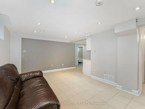 36 Smye Crt, Brampton, ON - Indoor