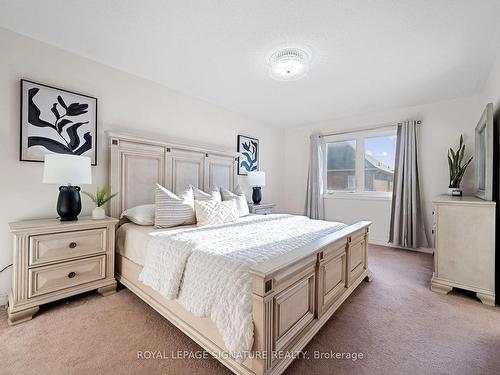 1074 Urell Way, Milton, ON - Indoor Photo Showing Bedroom