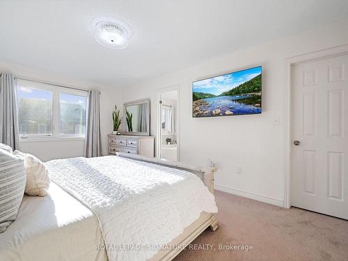 1074 Urell Way, Milton, ON - Indoor Photo Showing Bedroom