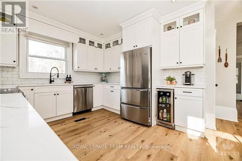 44 County Road 1 Road, Elizabethtown-Kitley, ON - Indoor Photo Showing Kitchen With Stainless Steel Kitchen With Upgraded Kitchen