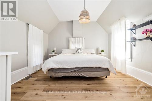 44 County Road 1 Road, Elizabethtown-Kitley, ON - Indoor Photo Showing Bedroom