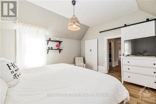 44 County Road 1 Road, Elizabethtown-Kitley, ON - Indoor Photo Showing Bedroom