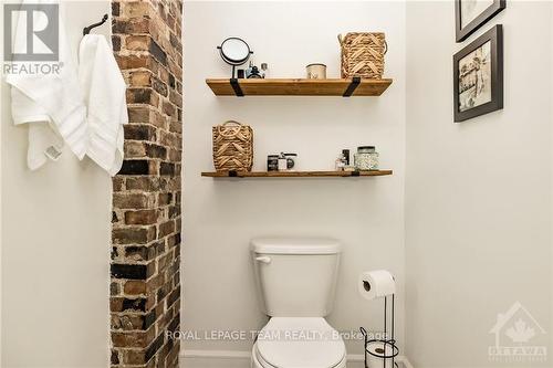 44 County Road 1 Road, Elizabethtown-Kitley, ON - Indoor Photo Showing Bathroom