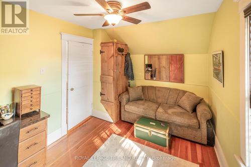 76 Euclid Avenue, London, ON - Indoor Photo Showing Living Room