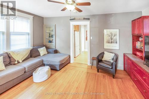 76 Euclid Avenue, London, ON - Indoor Photo Showing Living Room