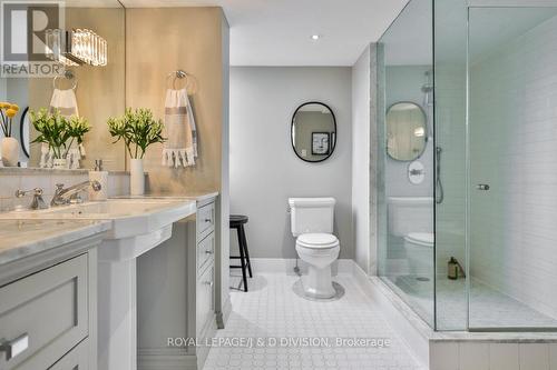 203 - 265 Poplar Plains Road, Toronto, ON - Indoor Photo Showing Bathroom