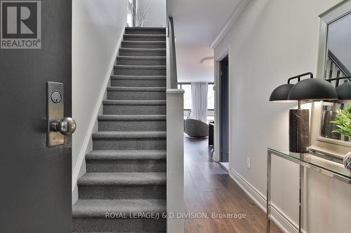 203 - 265 Poplar Plains Road, Toronto, ON - Indoor Photo Showing Other Room